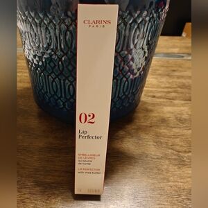 Clarins Lip Perfector 02